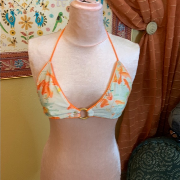 Swim-3/$30❤️ Bikini Top, reversible, orange & cream, no label - Picture 6 of 7